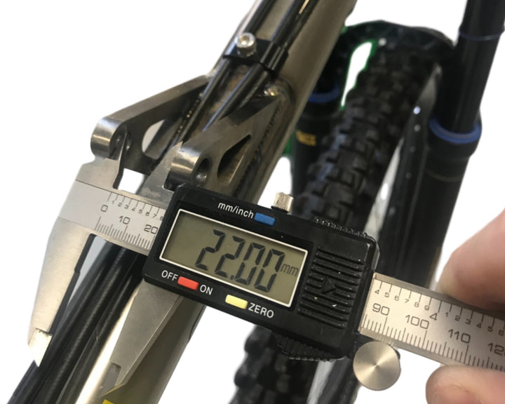 Mounting Hardware (Single Eyelet)